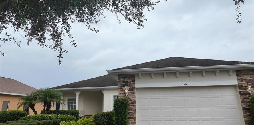 Villa ou maison à Poinciana, Floride 2 chambres, 133.78 m2 № 2410295