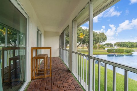 Copropriété à vendre à Coconut Creek, Floride: 1 chambre, 69.49 m2 № 2001193 - photo 18