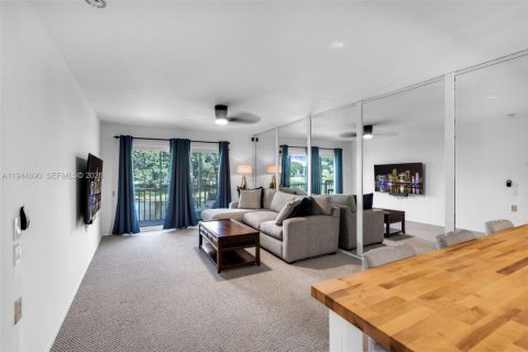 Copropriété à vendre à Coconut Creek, Floride: 1 chambre, 69.49 m2 № 2001193 - photo 7