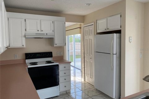 House in Orlando, Florida 4 bedrooms, 222.97 sq.m. № 2381212 - photo 8