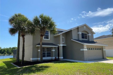 House in Orlando, Florida 4 bedrooms, 222.97 sq.m. № 2381212 - photo 2
