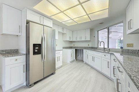Villa ou maison à vendre à Plant City, Floride: 5 chambres, 286.51 m2 № 1912201 - photo 11