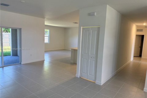 House in Kendall, Florida 5 bedrooms № 1942322 - photo 8