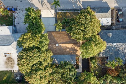 Villa ou maison à vendre à Fort Lauderdale, Floride: 2 chambres, 87.61 m2 № 2086019 - photo 25