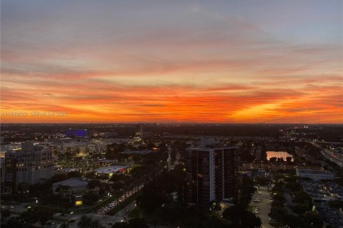Купить кондоминиум в Авентура, Флорида 1 спальня, 96.43м2, № 2054919 - фото 15
