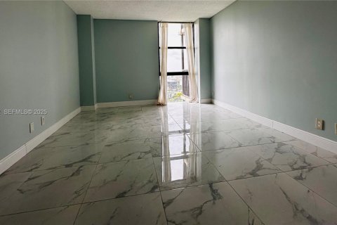 Купить кондоминиум в Авентура, Флорида 1 спальня, 96.43м2, № 2054919 - фото 7