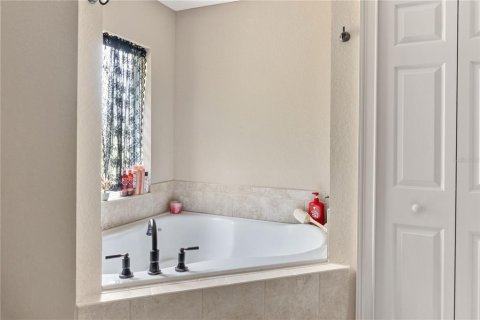 Casa en venta en Ocklawaha, Florida, 3 dormitorios, 179.67 m2 № 1904569 - foto 6