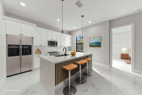 Casa en venta en Lehigh Acres, Florida, 4 dormitorios, 171.13 m2 № 2001493 - foto 4