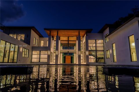 House in Pinecrest, Florida 8 bedrooms, 1084.17 sq.m. № 2071927