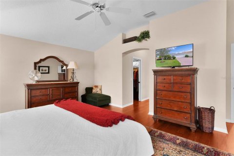 House in The Villages, Florida 3 bedrooms, 178.37 sq.m. № 1910908 - photo 23