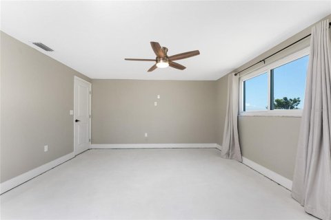 House in Rotonda, Florida 3 bedrooms, 142.05 sq.m. № 1725287 - photo 25