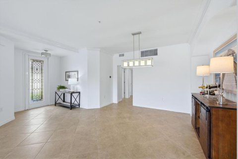 Condo in Venice, Florida, 3 bedrooms № 2396413 - photo 3