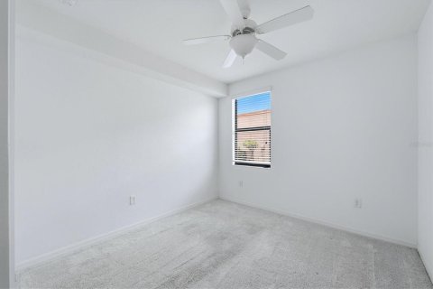 Condo in Venice, Florida, 3 bedrooms № 2396413 - photo 23