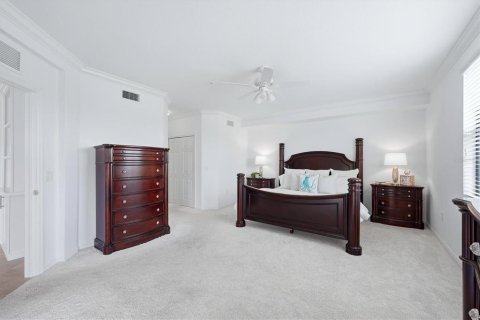 Condo in Venice, Florida, 3 bedrooms № 2396413 - photo 18