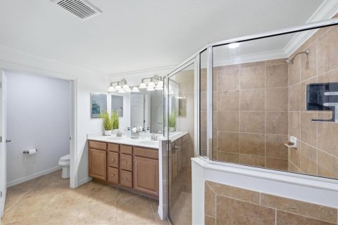 Condo in Venice, Florida, 3 bedrooms № 2396413 - photo 22