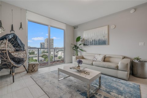 Condo in Miami, Florida, 1 bedroom  № 2035134