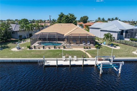 Villa ou maison à vendre à Punta Gorda, Floride: 3 chambres, 178.09 m2 № 2437849 - photo 16