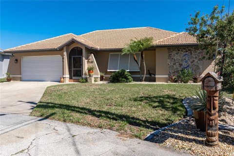 Villa ou maison à vendre à Punta Gorda, Floride: 3 chambres, 178.09 m2 № 2437849 - photo 23