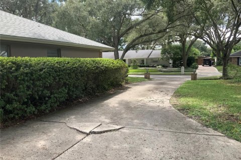 Casa en venta en Orlando, Florida, 4 dormitorios, 238.29 m2 № 1907549 - foto 7
