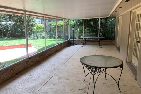 Casa en venta en Orlando, Florida, 4 dormitorios, 238.29 m2 № 1907549 - foto 24