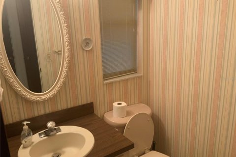 Casa en venta en Orlando, Florida, 4 dormitorios, 238.29 m2 № 1907549 - foto 13
