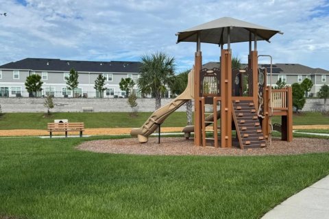 Townhouse in Davenport, Florida 3 bedrooms, 156.73 sq.m. № 2379810 - photo 7