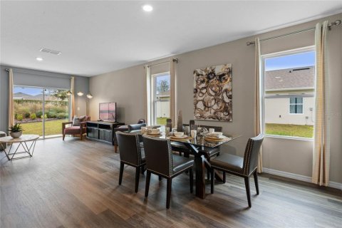 Villa ou maison à vendre à Kissimmee, Floride: 5 chambres, 227.33 m2 № 1873869 - photo 5