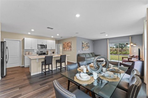 Villa ou maison à vendre à Kissimmee, Floride: 5 chambres, 227.33 m2 № 1873869 - photo 8
