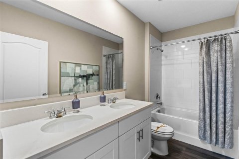 Villa ou maison à vendre à Kissimmee, Floride: 5 chambres, 227.33 m2 № 1873869 - photo 22