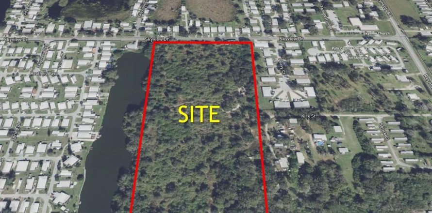 Terreno en Lakeland, Florida № 2102193
