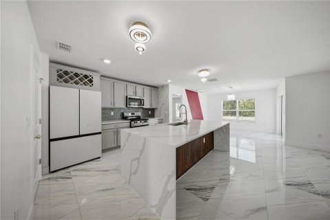 Villa ou maison à vendre à Ocala, Floride: 3 chambres, 155.15 m2 № 2402816 - photo 11