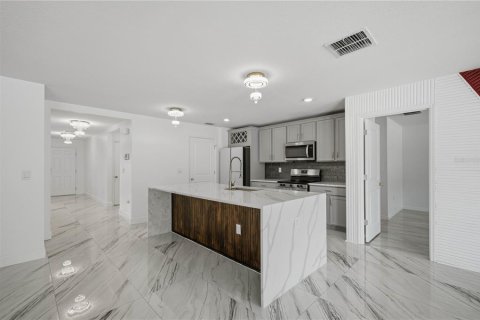 Villa ou maison à vendre à Ocala, Floride: 3 chambres, 155.15 m2 № 2402816 - photo 9
