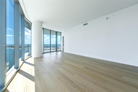 Copropriété à vendre à Miami, Floride: 3 chambres, 195.84 m2 № 2089698 - photo 12
