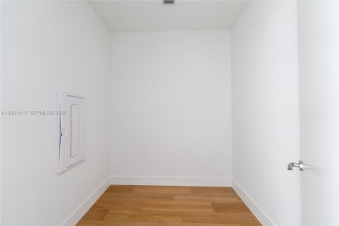 Copropriété à vendre à Miami, Floride: 3 chambres, 195.84 m2 № 2089698 - photo 24