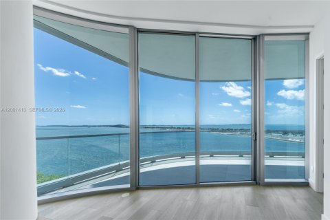 Copropriété à vendre à Miami, Floride: 3 chambres, 195.84 m2 № 2089698 - photo 11