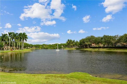 Снять в аренду кондоминиум в Мирамар, Флорида 1 спальня, 78.97м2, № 1947557 - фото 12