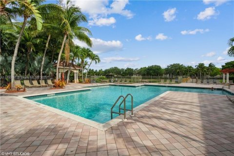 Снять в аренду кондоминиум в Мирамар, Флорида 1 спальня, 78.97м2, № 1947557 - фото 14