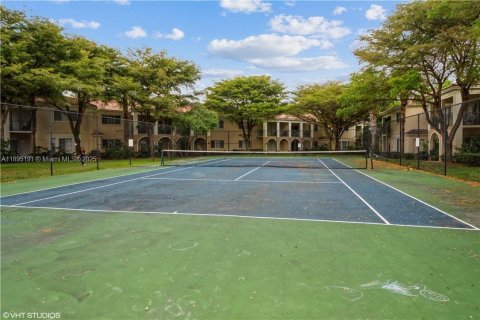 Снять в аренду кондоминиум в Мирамар, Флорида 1 спальня, 78.97м2, № 1947557 - фото 15