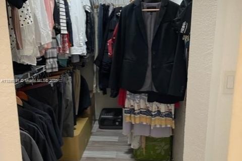 Снять в аренду кондоминиум в Мирамар, Флорида 1 спальня, 78.97м2, № 1947557 - фото 7