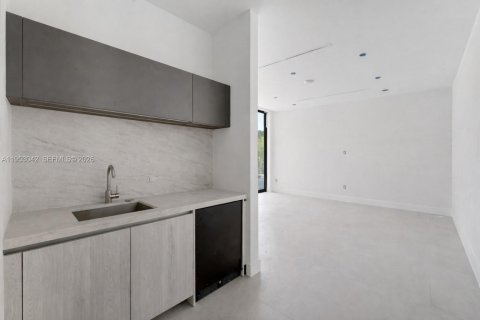 Villa ou maison à vendre à Pinecrest, Floride: 6 chambres № 2025082 - photo 11