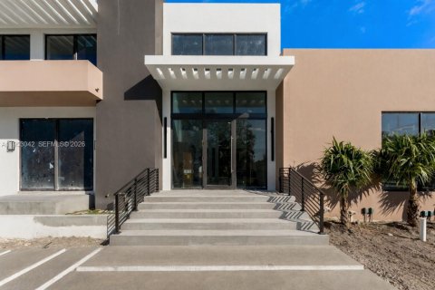 Villa ou maison à vendre à Pinecrest, Floride: 6 chambres № 2025082 - photo 3