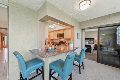 Copropriété à vendre à Sarasota, Floride: 2 chambres, 153.29 m2 № 1857649 - photo 4