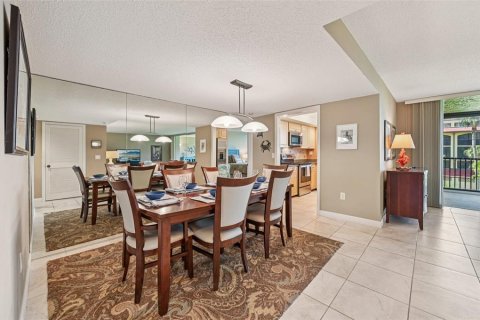 Copropriété à vendre à Sarasota, Floride: 2 chambres, 153.29 m2 № 1857649 - photo 21