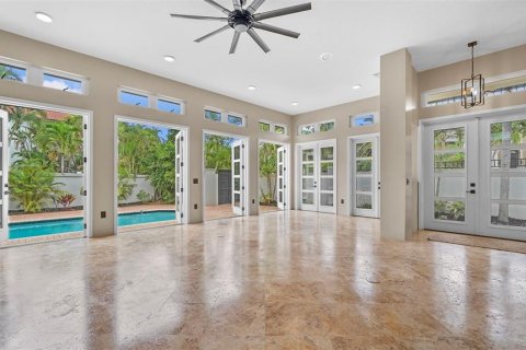 Casa en alquiler en Sarasota, Florida, 5 dormitorios, 233.18 m2 № 1913547 - foto 6