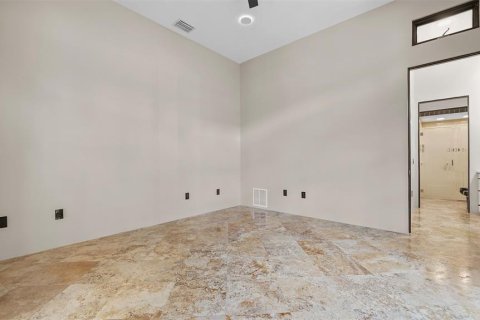 Villa ou maison à louer à Sarasota, Floride: 5 chambres, 233.18 m2 № 1913547 - photo 24