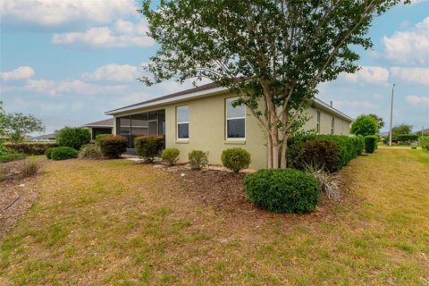 House in Ocala, Florida 2 bedrooms, 150.78 sq.m. № 2166936 - photo 5