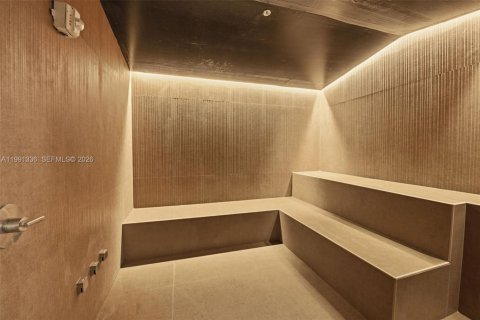 Copropriété à vendre à Miami, Floride: 1 chambre, 79.9 m2 № 2057022 - photo 18