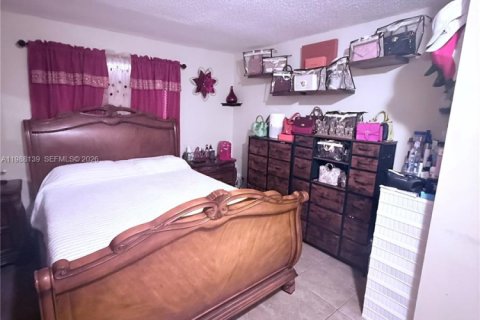 Adosado en alquiler en Sweetwater, Florida, 2 dormitorios, 76.64 m2 № 2051287 - foto 8