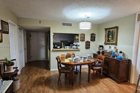 Condominio en venta en Weston, Florida, 2 dormitorios, 102.75 m2 № 2007791 - foto 2