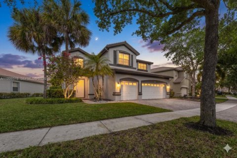 Купить виллу или дом в Уэстон, Флорида 5 спален, 292.08м2, № 2064131 - фото 3